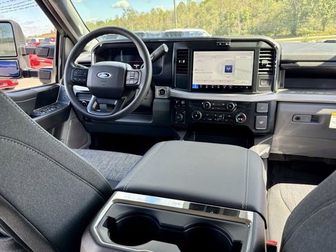 New 2026 Ford F350 XLT w/ XLT Premium Package image 34