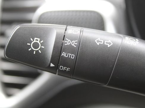 Used 2023 Kia Soul LX FWD image 26