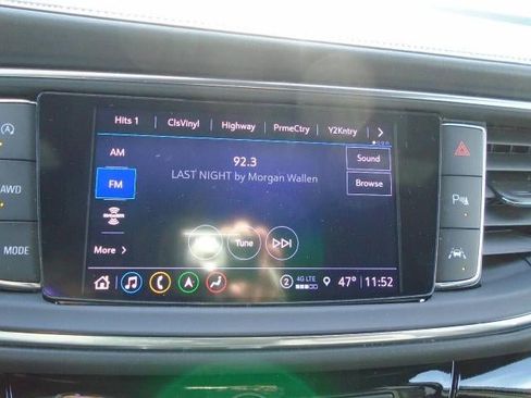 Certified 2024 Buick Enclave Avenir w/ Avenir Technology Package image 9