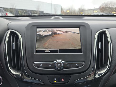 Used 2023 Chevrolet Equinox RS image 28