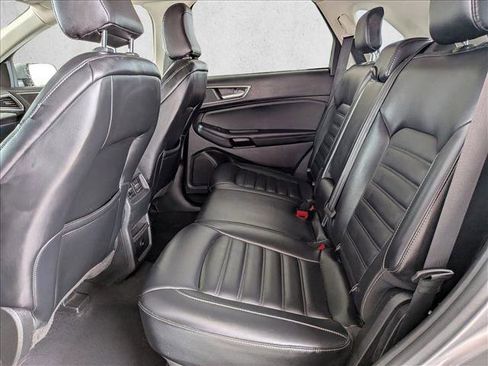 Used 2024 Ford Edge SEL image 16