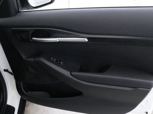 Used 2021 Kia Seltos LX image 28