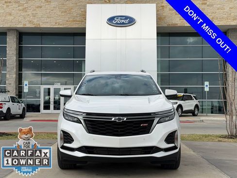 Used 2022 Chevrolet Equinox RS w/ RS Leather Package image 2