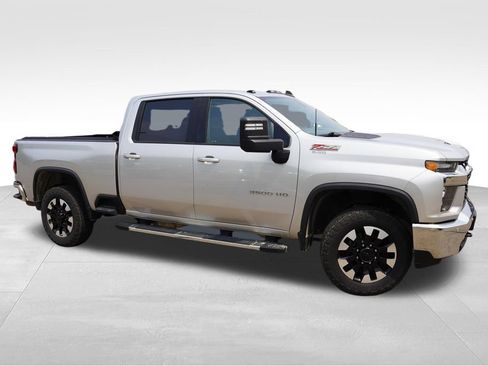 Used 2020 Chevrolet Silverado 3500 LT w/ All Star Edition AWD/4WD image 2