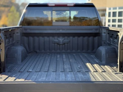 Used 2021 Chevrolet Silverado 1500 LT Trail Boss w/ Convenience Package II image 48