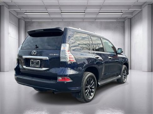 Used 2023 Lexus GX 460 Premium w/ Premium Plus Package image 3
