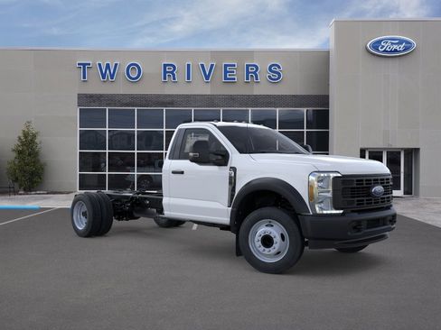 New 2026 Ford F550 2WD Regular Cab Super Duty image 7