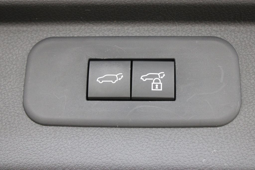 Used 2025 Toyota Grand Highlander AWD image 31