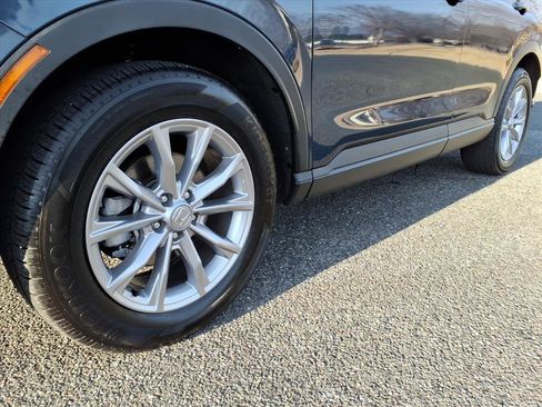 Used 2024 Honda CR-V EX-L image 9