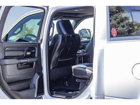Used 2023 RAM 2500 Limited AWD/4WD image 14