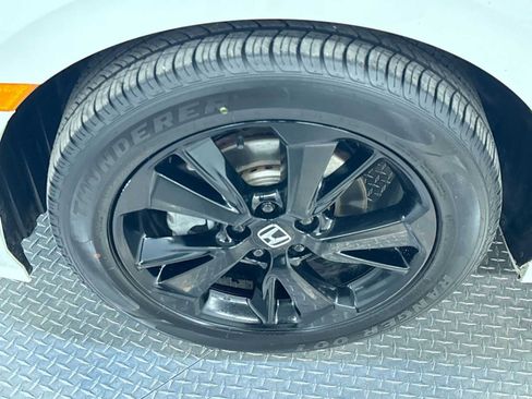 Used 2023 Honda Odyssey Sport image 10