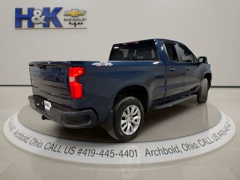 Used 2019 Chevrolet Silverado 1500 Custom image 3