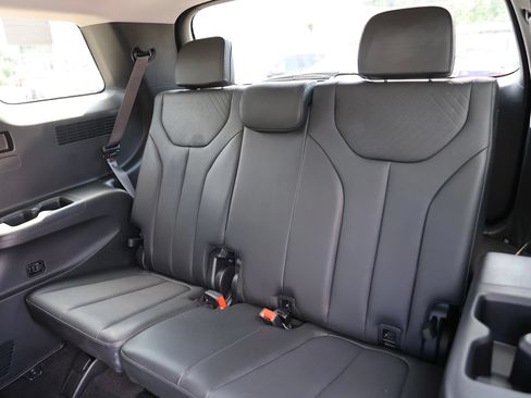 Certified 2025 Hyundai Palisade SEL AWD/4WD image 23