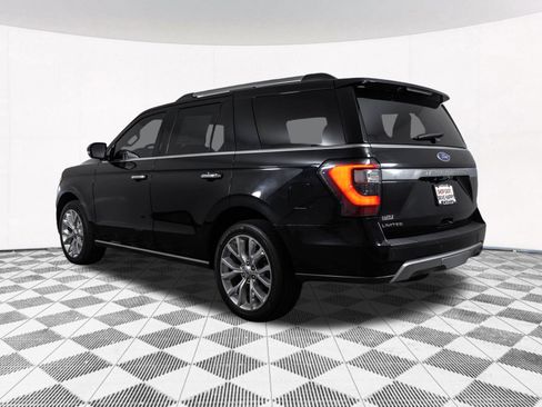 Used 2018 Ford Expedition Limited w/ Equipment Group 302A AWD/4WD image 17
