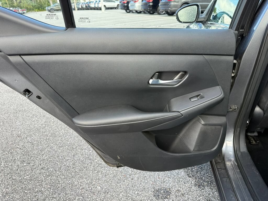 Used 2020 Nissan Sentra SV FWD image 9