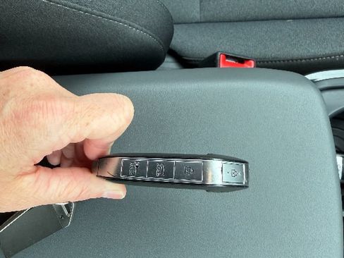 Used 2025 Kia K4 FWD image 33