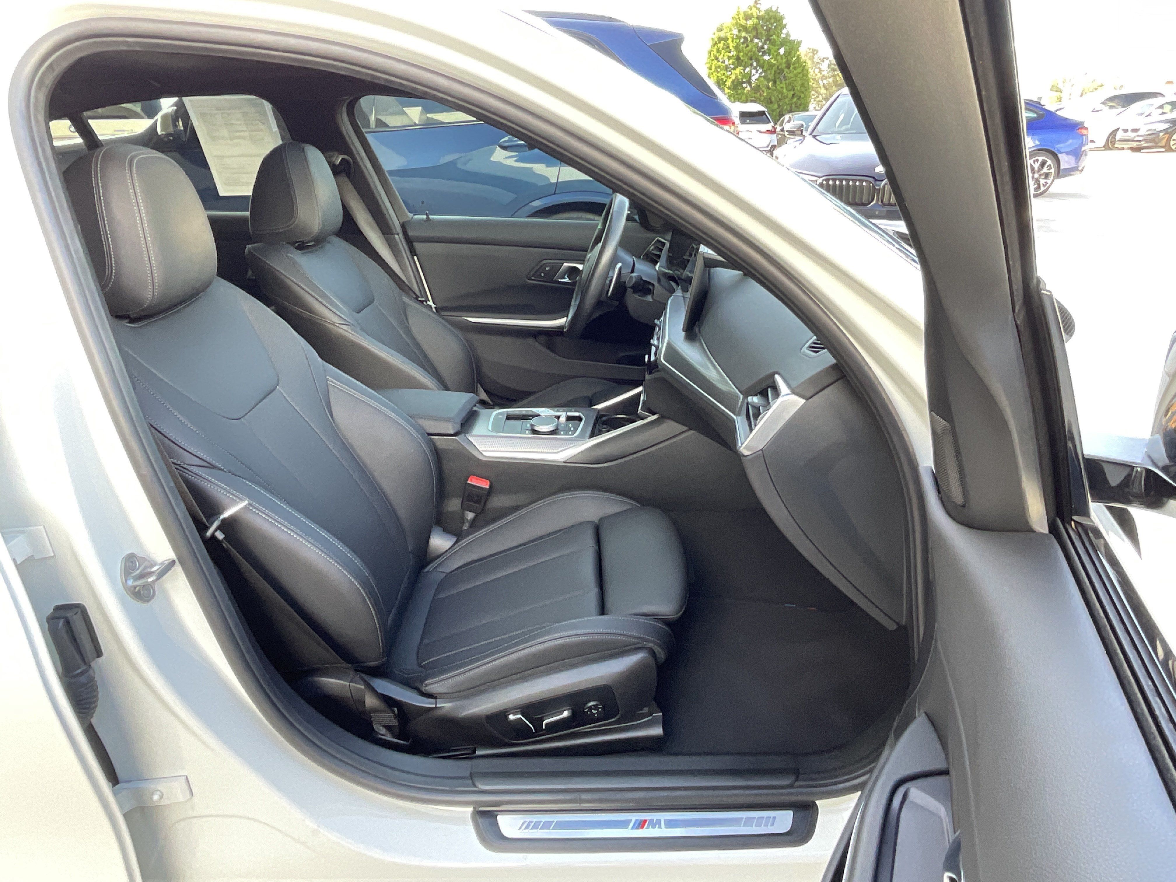 Certified 2024 BMW 330i Sedan w/ M Sport Package RWD image 23