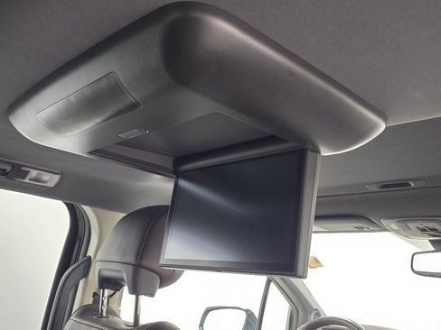 Used 2022 Toyota Sienna Platinum image 28