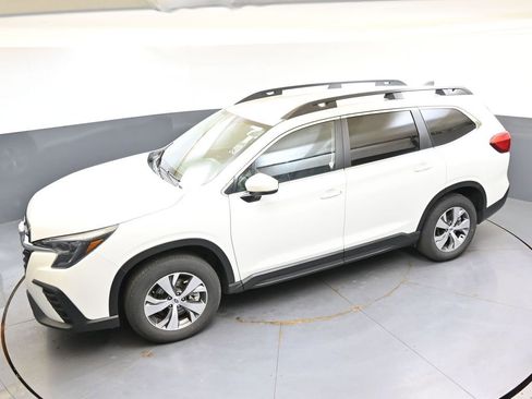 Used 2025 Subaru Ascent Premium AWD/4WD image 38