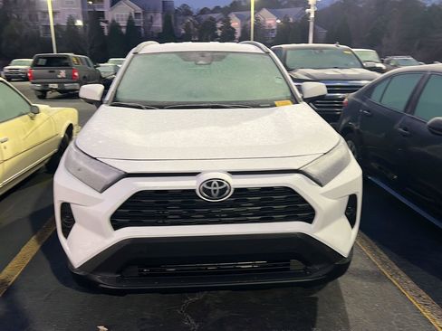 Certified 2025 Toyota RAV4 XLE image 3