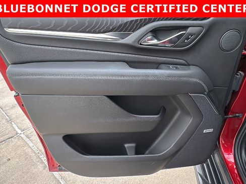 Used 2024 GMC Yukon XL Denali w/ Max Trailering Package image 17