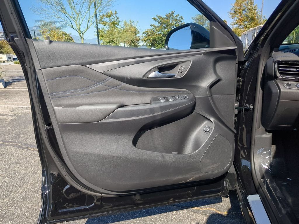 New 2026 Buick Envista Sport Touring w/ Convenience I Package FWD image 11