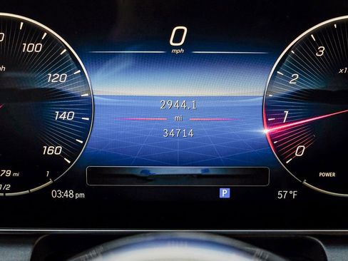 Used 2023 Mercedes-Benz GLC 300 4MATIC image 24