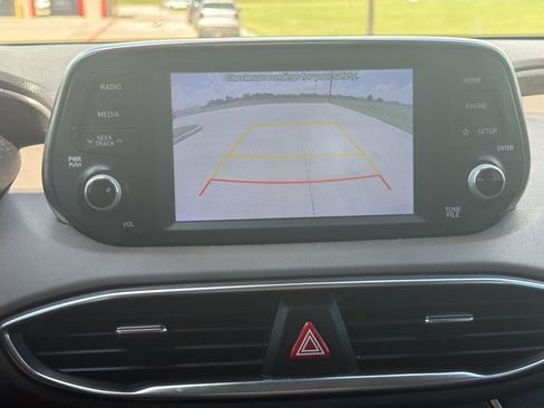 Used 2020 Hyundai Santa Fe SE FWD image 22