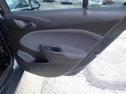 Used 2017 Chevrolet Cruze LT w/ Convenience Package image 27