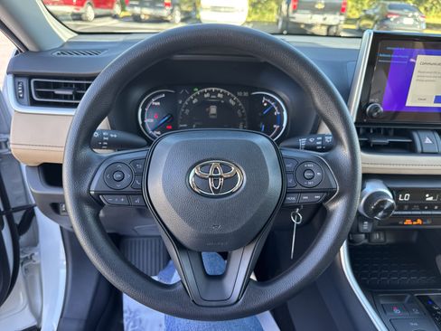 New 2025 Toyota RAV4 LE image 16
