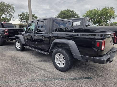 Used 2020 Jeep Gladiator Sport w/ Quick Order Package 24S AWD/4WD image 4