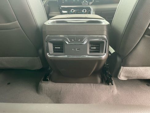 Used 2026 GMC Sierra 1500 Denali w/ Denali Reserve Package AWD/4WD image 29