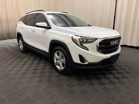 Used 2019 GMC Terrain SLE w/ Driver Convenience Package FWD image 3