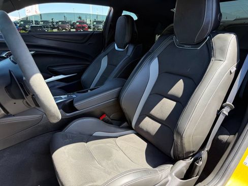 Used 2024 Chevrolet Camaro SS RWD image 5