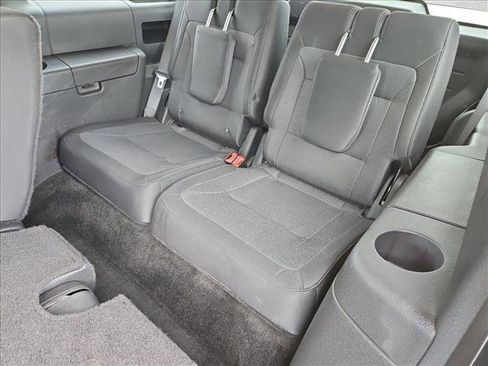 Used 2018 Ford Flex SE image 15