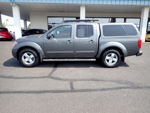 Used 2006 Nissan Frontier LE w/ (H01) Rockford Fosgate Pkg image 2
