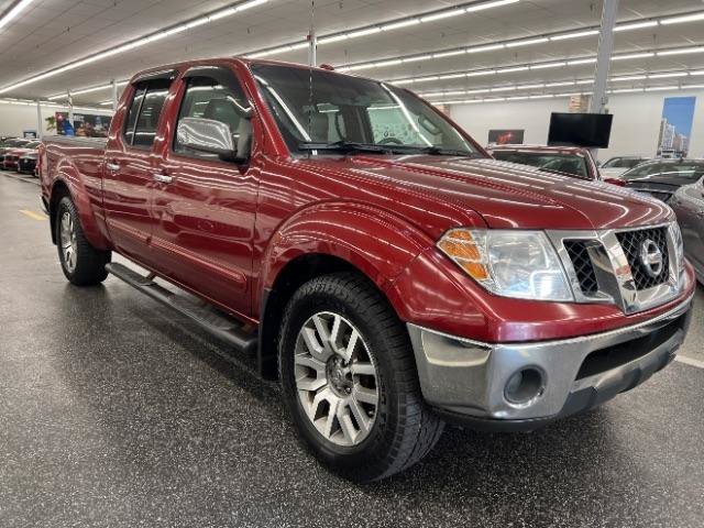 Used 2013 Nissan Frontier SL w/ Moonroof Pkg AWD/4WD image 4