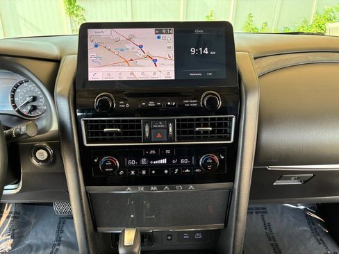 Used 2021 Nissan Armada SV w/ SV Appearance Package RWD image 21