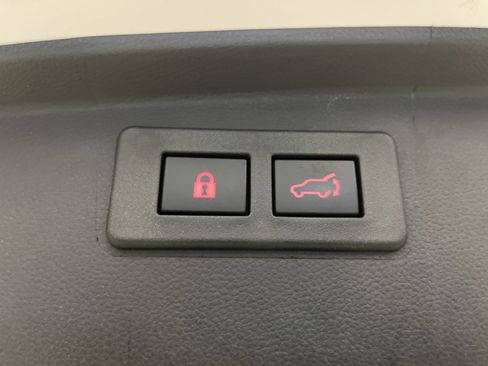 Certified 2025 Subaru Outback Premium w/ Popular Package #1A image 34