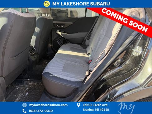 Used 2022 Subaru Outback Premium AWD/4WD image 11