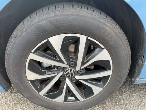 Used 2025 Volkswagen Jetta S image 43