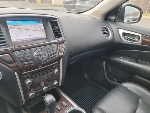Used 2015 Nissan Pathfinder SL w/ SL Premium Package AWD/4WD image 16
