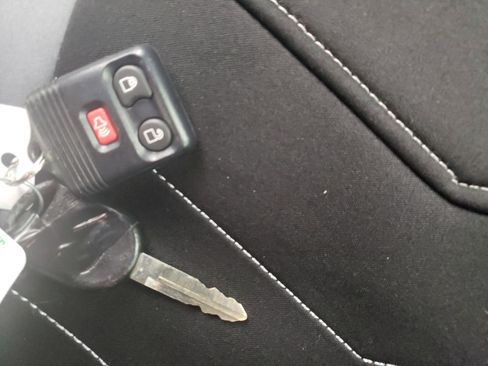 Used 2011 Ford Ranger XLT image 24