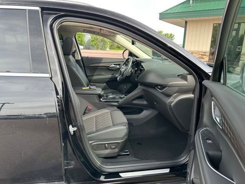 Used 2023 Buick Envision Avenir AWD/4WD image 28