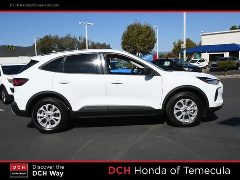 Used 2025 Ford Escape Active AWD/4WD image 5