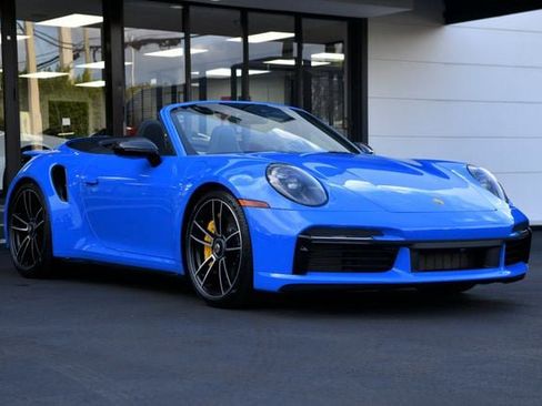 Used 2022 Porsche 911 Turbo S image 9