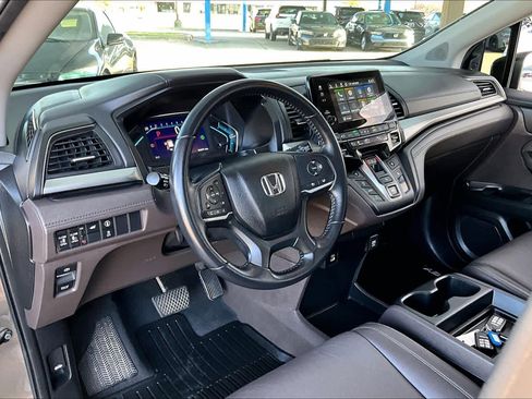 Used 2022 Honda Odyssey EX-L image 17