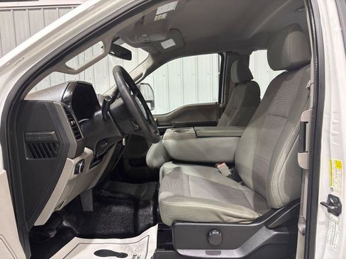 Used 2019 Ford F250 XL w/ Snow Plow Prep Package AWD/4WD image 11