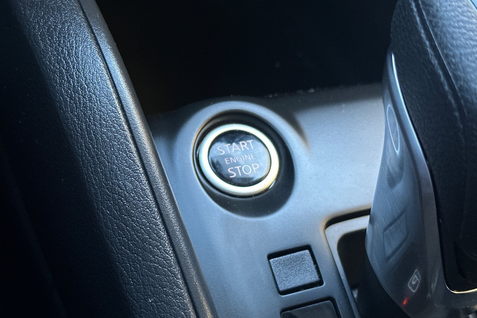 Used 2025 Nissan Kicks Play S FWD image 27