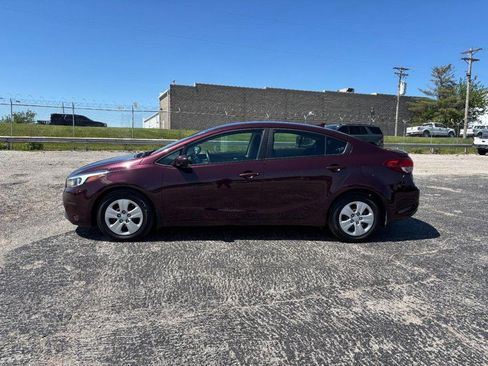 Used 2018 Kia Forte LX FWD image 11